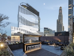 Thumbnail of The Ashland: 39J a bridge over a river in a city